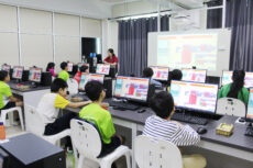 培风中学开办《街机编程探险记》小学游戏编程；16位学员顺利完成课程，期满结业